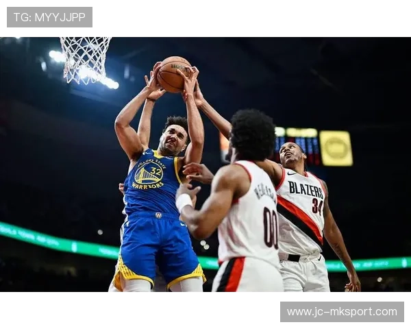 勇士队领跑联盟,目标再创新高,勇士全队