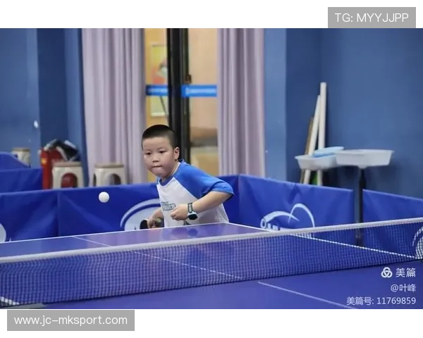 乒乓球俱乐部推动青少年训练营的师资考核与激励办法，乒乓球青少年培训